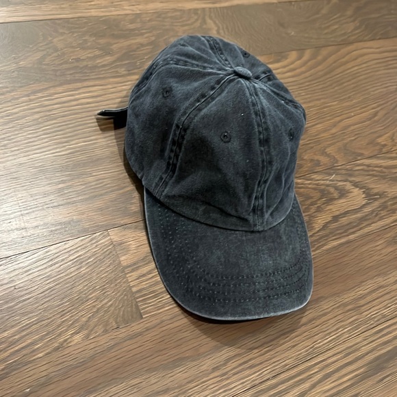 Rustic Grey Hat - Picture 2 of 5